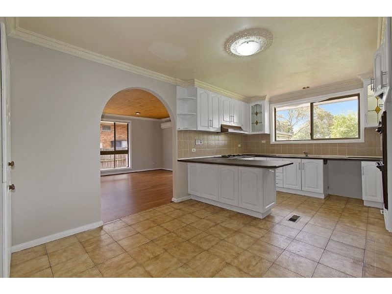 52 Columbia Drive, Wheelers Hill VIC 3150