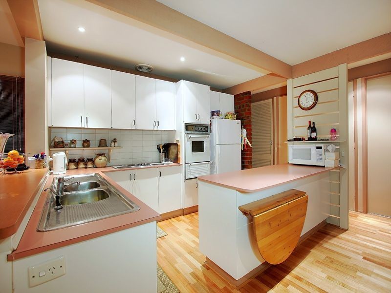 51 Glen Tower Drive, Glen Waverley VIC 3150