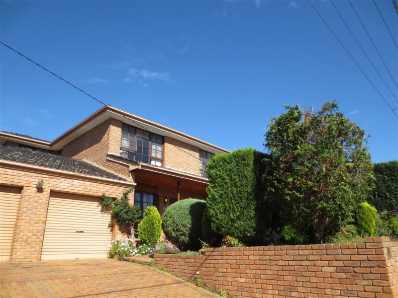 32 Remington Drive,, Glen Waverley VIC 3150