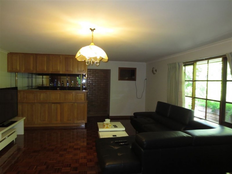 32 Remington Drive,, Glen Waverley VIC 3150