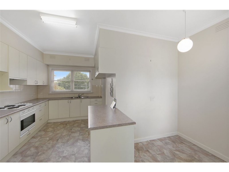 21 Avondale Grove, Mount Waverley VIC 3149