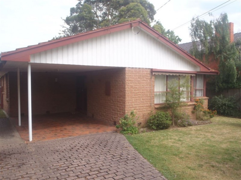 5 Burramine Road, Glen Waverley VIC 3150