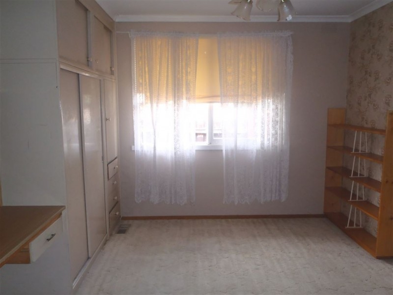 5 Burramine Road, Glen Waverley VIC 3150