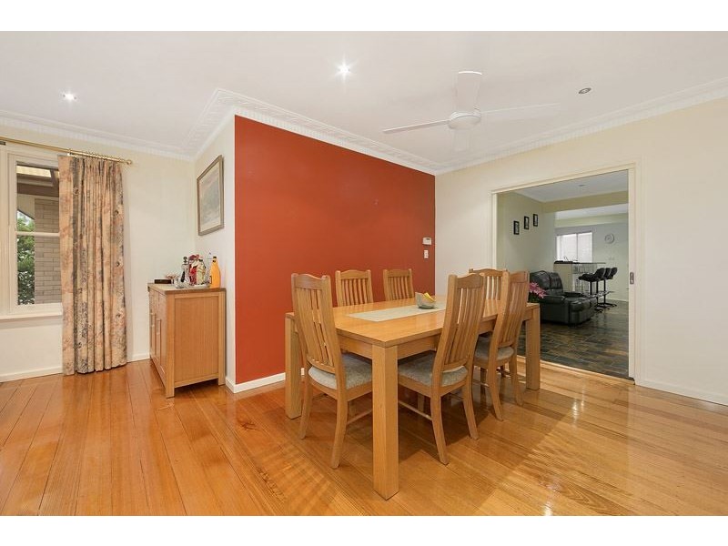 8 Wagstaff Street, Mount Waverley VIC 3149