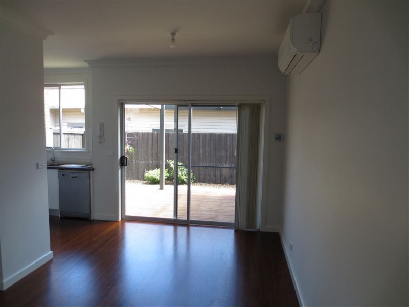 2/111 Springvale Road, Nunawading VIC 3131