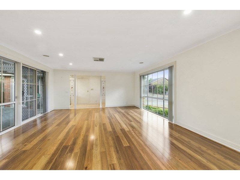 1 Adams Avenue, Glen Waverley VIC 3150