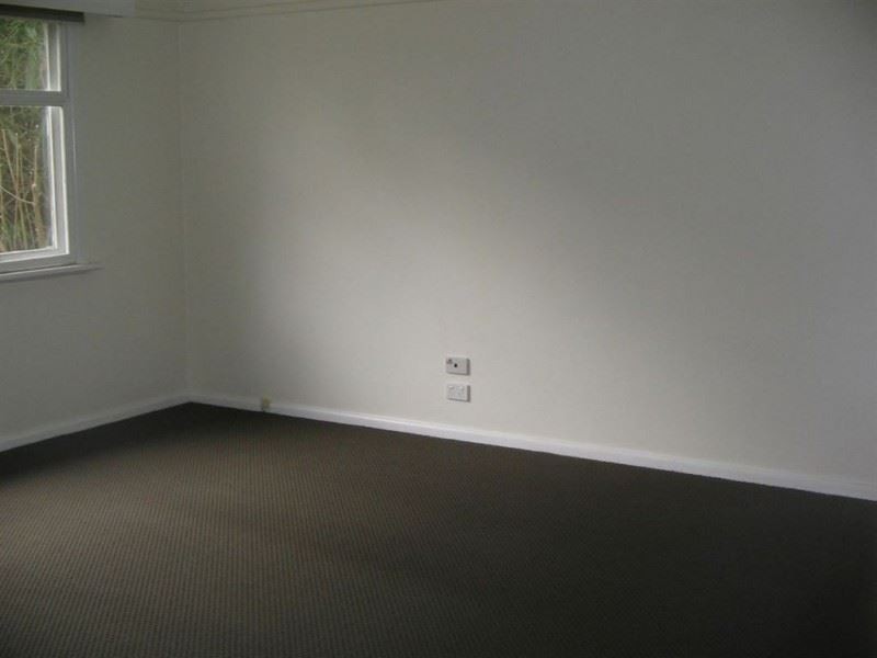 18 Outlook Road, Mount Waverley VIC 3149