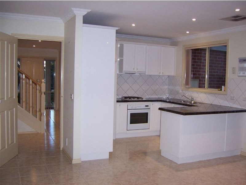 1/6 Victoria Avenue, Glen Waverley VIC 3150