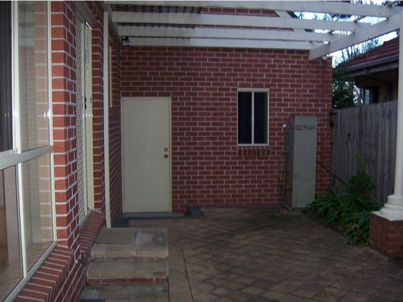 1/6 Victoria Avenue, Glen Waverley VIC 3150