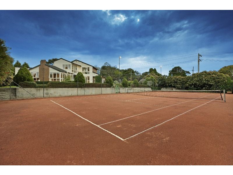 684 Highbury Rd, Glen Waverley VIC 3150