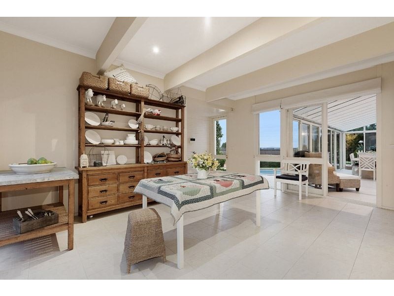 684 Highbury Rd, Glen Waverley VIC 3150