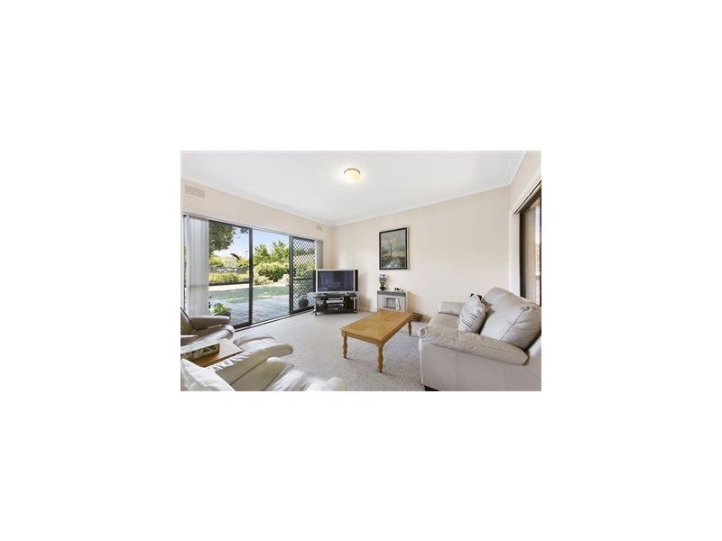 18 Fraser Street, Glen Waverley VIC 3150