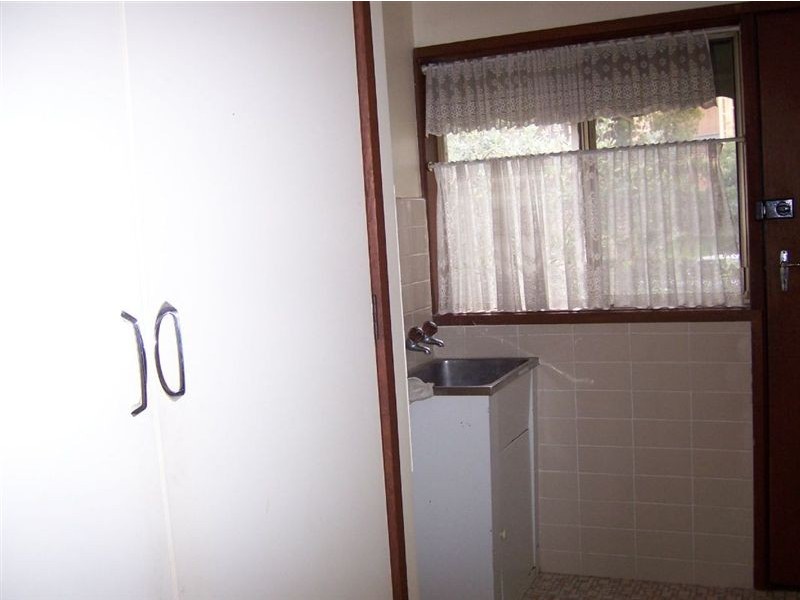 4 Henderson Court, Glen Waverley VIC 3150