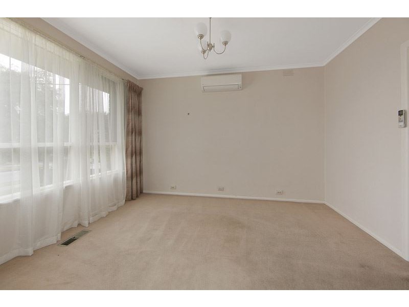 17 Cooper Avenue, Glen Waverley VIC 3150