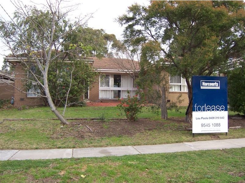 10 Golden Grove, Glen Waverley VIC 3150