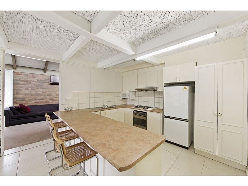 24 Hawthorn Road, Burwood East VIC 3151