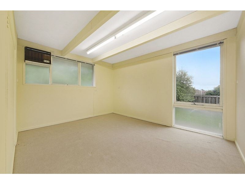 24 Hawthorn Road, Burwood East VIC 3151