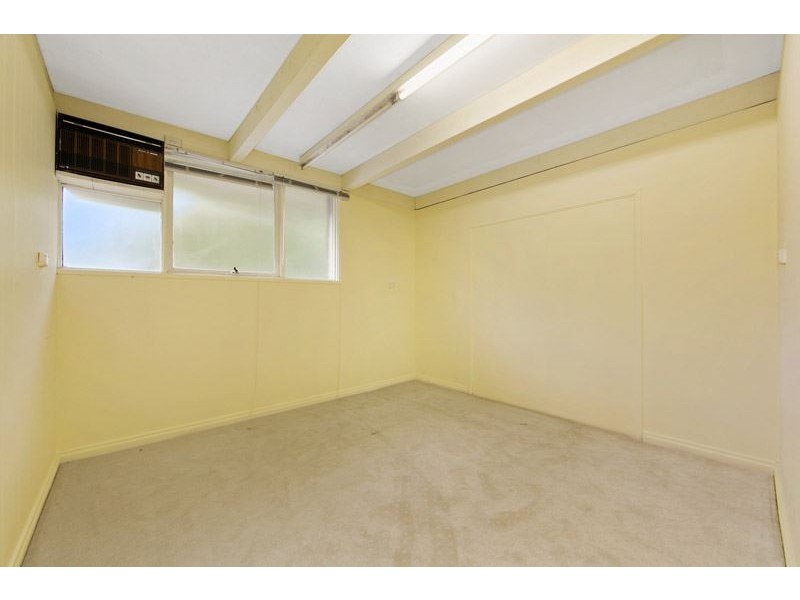 24 Hawthorn Road, Burwood East VIC 3151