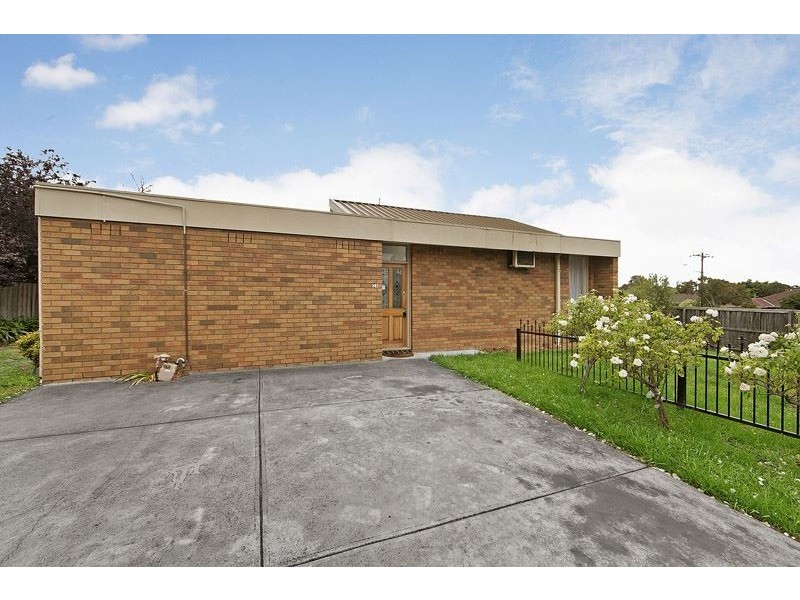 24 Hawthorn Road, Burwood East VIC 3151