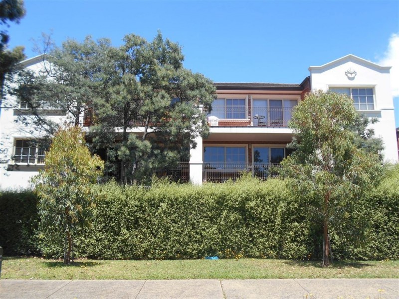 2/60 Avendon Boulevard, Glen Waverley VIC 3150