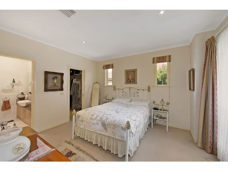 3/166 Lawrence Road, Mount Waverley VIC 3149