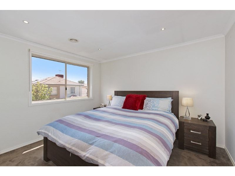 10 Cardwell Court, Ferntree Gully VIC 3156