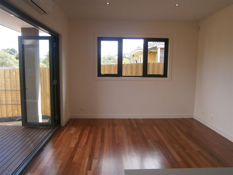 9 Eton Street, Mount Waverley VIC 3149