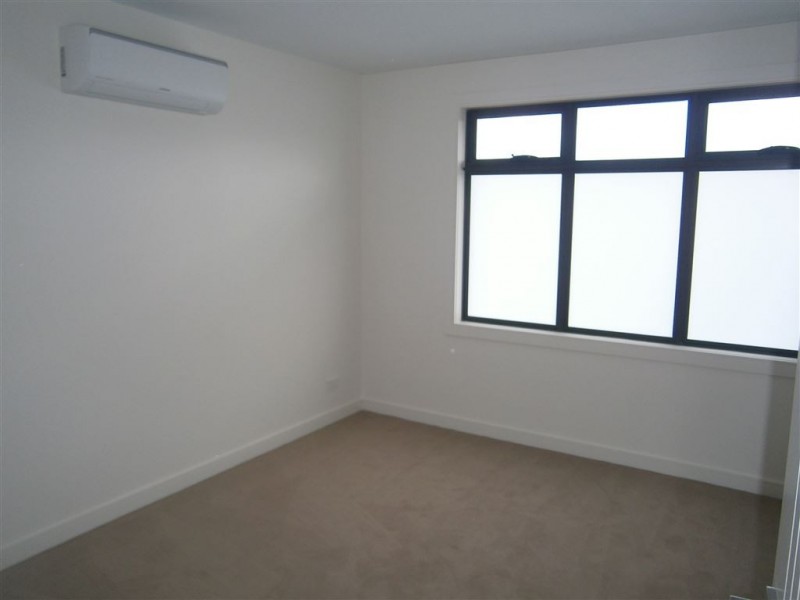 9 Eton Street, Mount Waverley VIC 3149