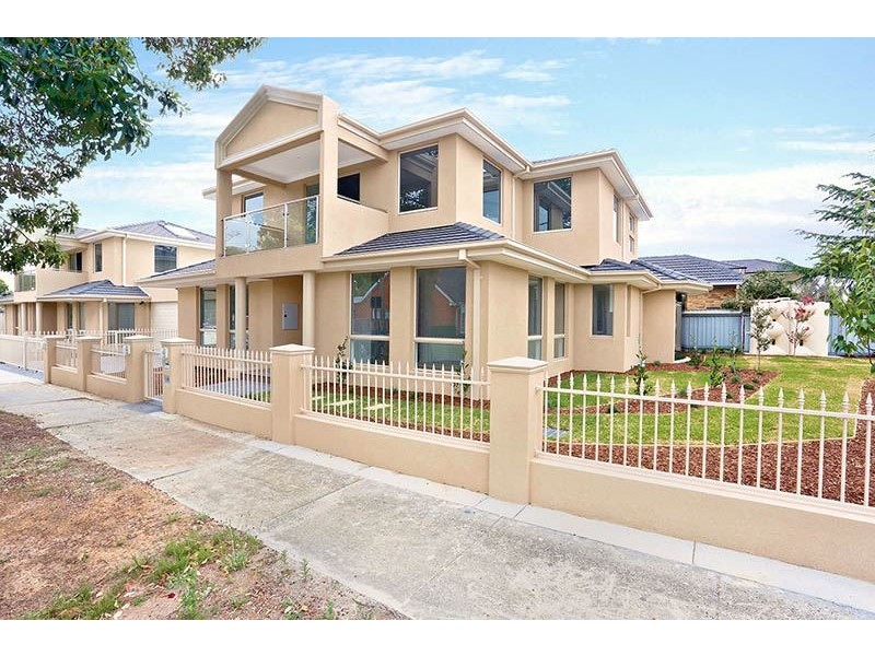 1/11 Glen Road, Glen Waverley VIC 3150