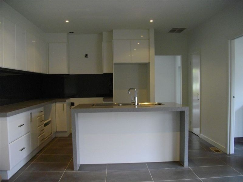 9/104-106 Terrara Road, Vermont South VIC 3133