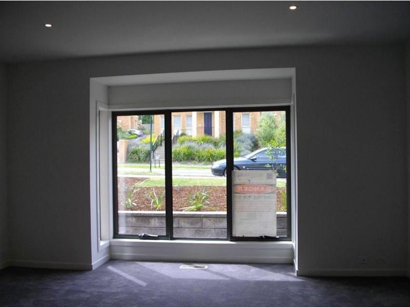 9/104-106 Terrara Road, Vermont South VIC 3133