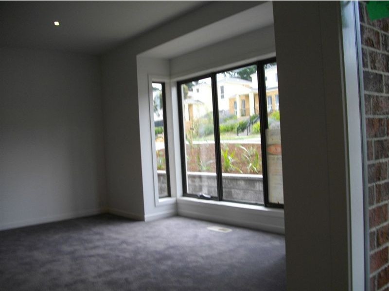 9/104-106 Terrara Road, Vermont South VIC 3133