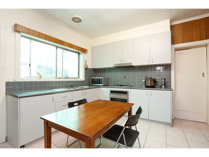 1/13 Dover Street, Oakleigh East VIC 3166