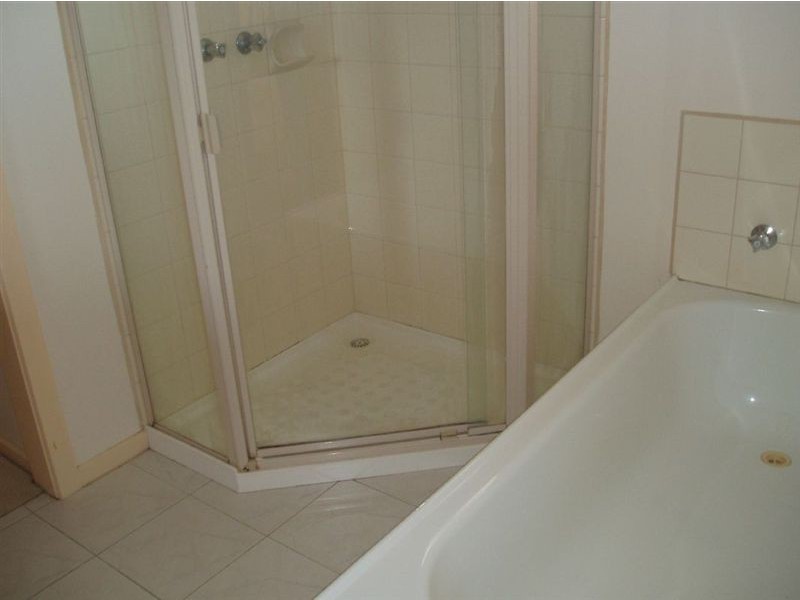 8 Bithel Street, Glen Waverley VIC 3150