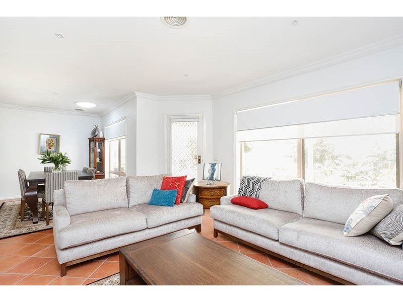 6A Clifford Street, Glen Waverley VIC 3150