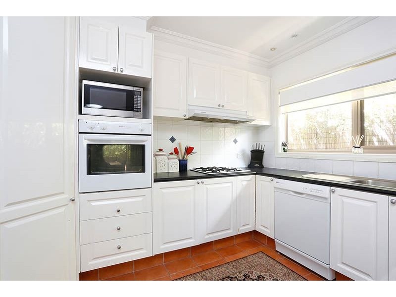 6A Clifford Street, Glen Waverley VIC 3150