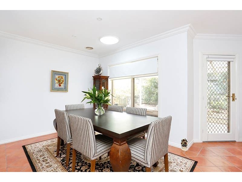 6A Clifford Street, Glen Waverley VIC 3150