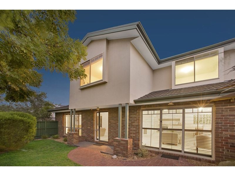 1/10 Chivers Avenue, Glen Waverley VIC 3150