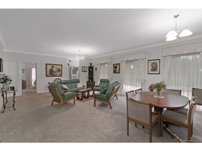 1/11 Montclair Avenue, Glen Waverley VIC 3150