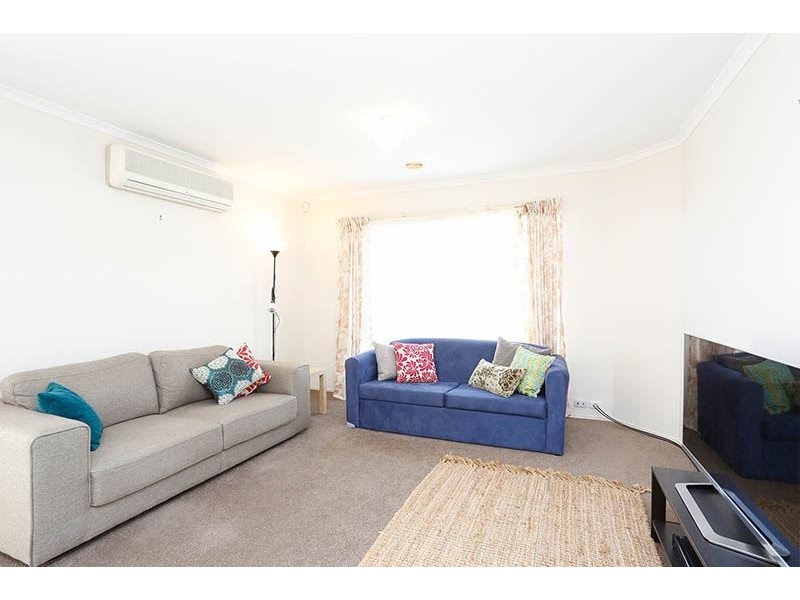 15 Tulloch Grove, Glen Waverley VIC 3150