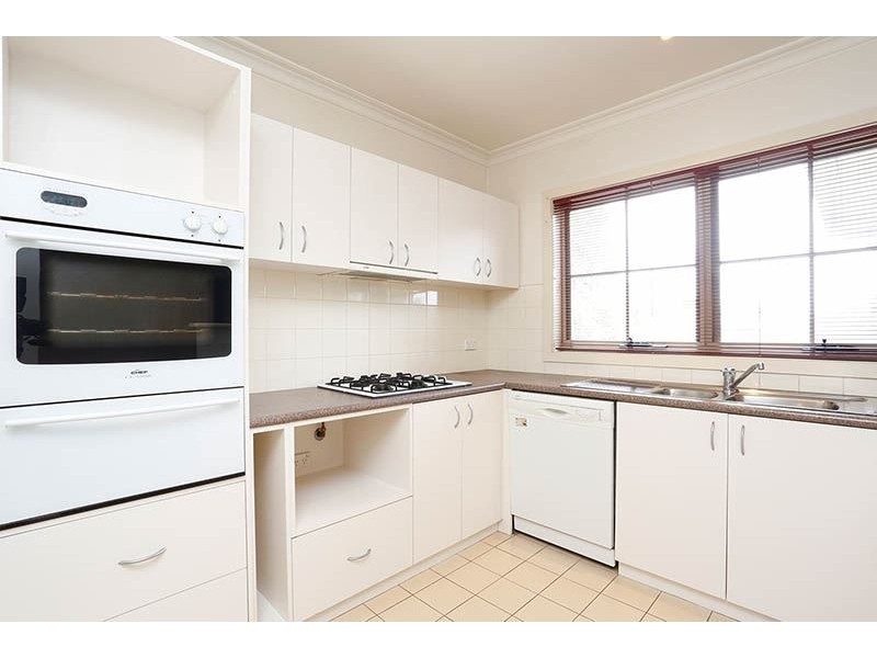 35 Kierens Way, Chadstone VIC 3148