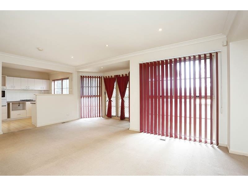 35 Kierens Way, Chadstone VIC 3148