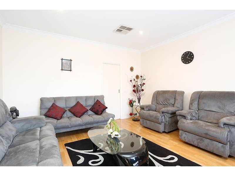 2/48 Fairhills Parade, Glen Waverley VIC 3150