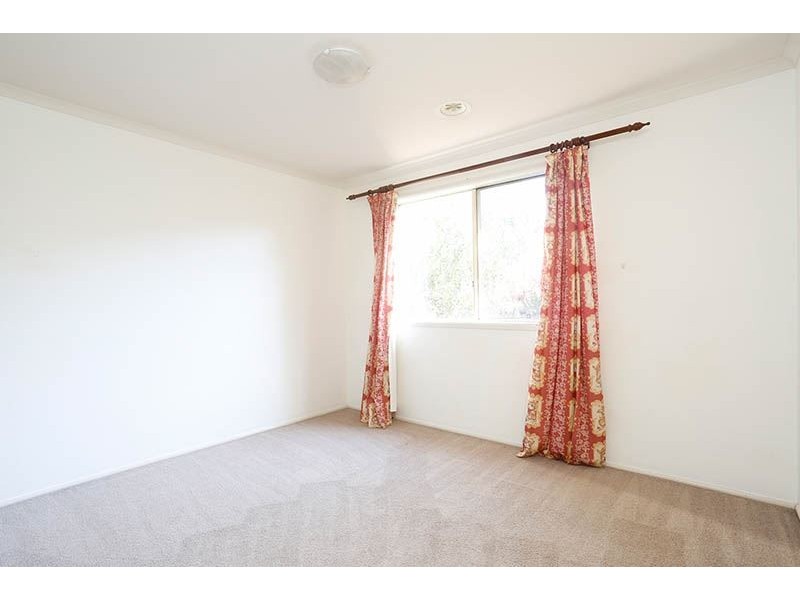 12 Peppermint Grove, Box Hill South VIC 3128