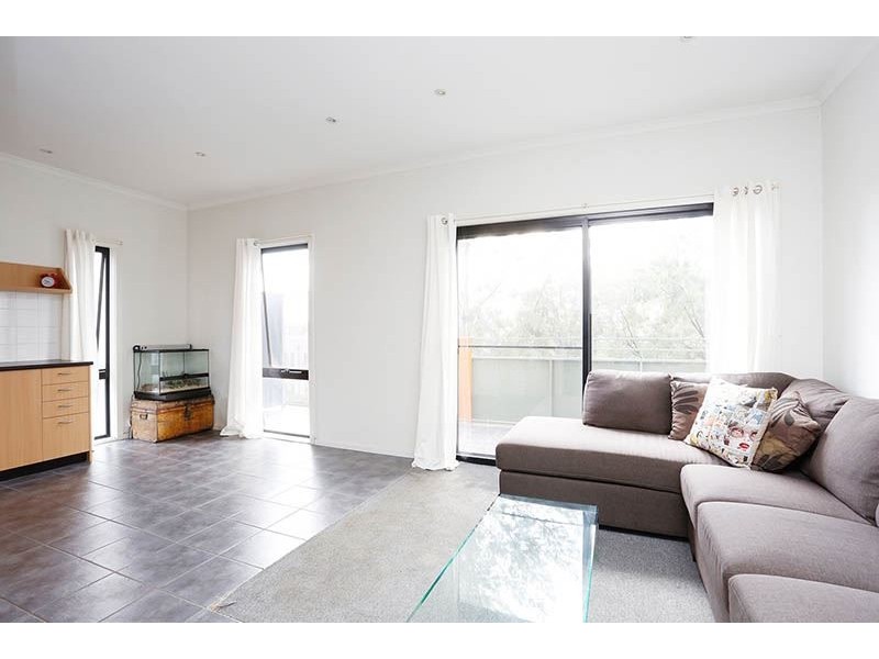 30/1 Eucalyptus Mews, Notting Hill VIC 3168