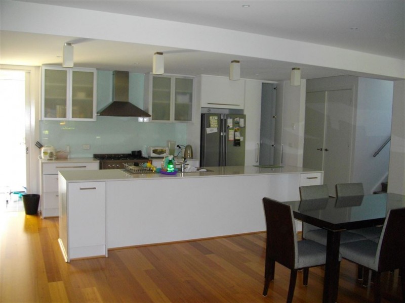 5 The Outlook, Glen Waverley VIC 3150