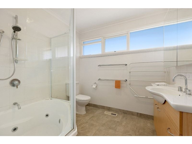 52 William Street, Mount Waverley VIC 3149