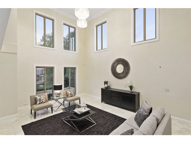 17 Myrtle Street, Glen Waverley VIC 3150