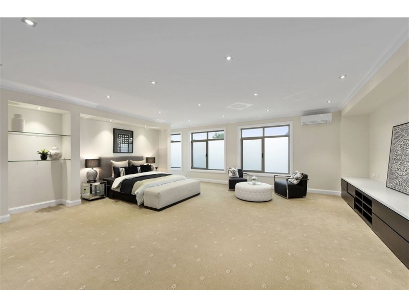 17 Myrtle Street, Glen Waverley VIC 3150