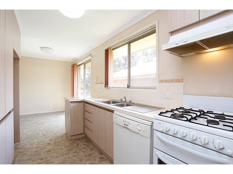 1/13 Meadow Cres, Mount Waverley VIC 3149